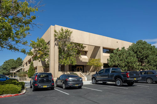 One Towne Centre Building Exterior with Parking